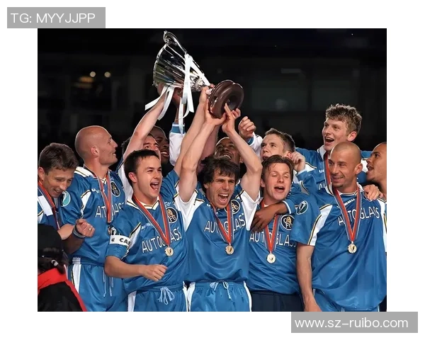 绿茵传奇巨星人生旅程揭秘从少年天赋到世界舞台辉煌